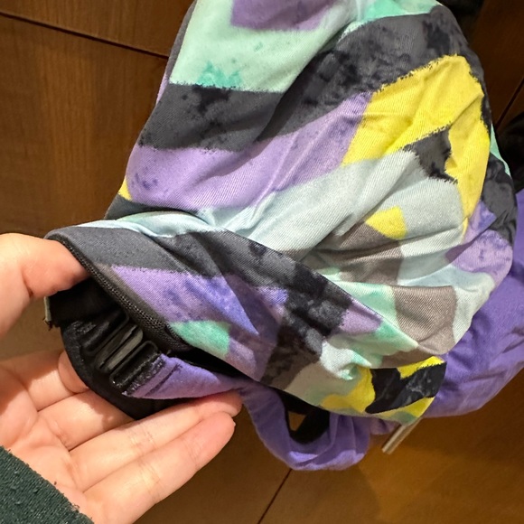 VSX front closure sports bra - Picture 3 of 6